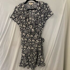 Ann Taylor LOFT Floral Wrap Dress with Ruffle V Neck XS